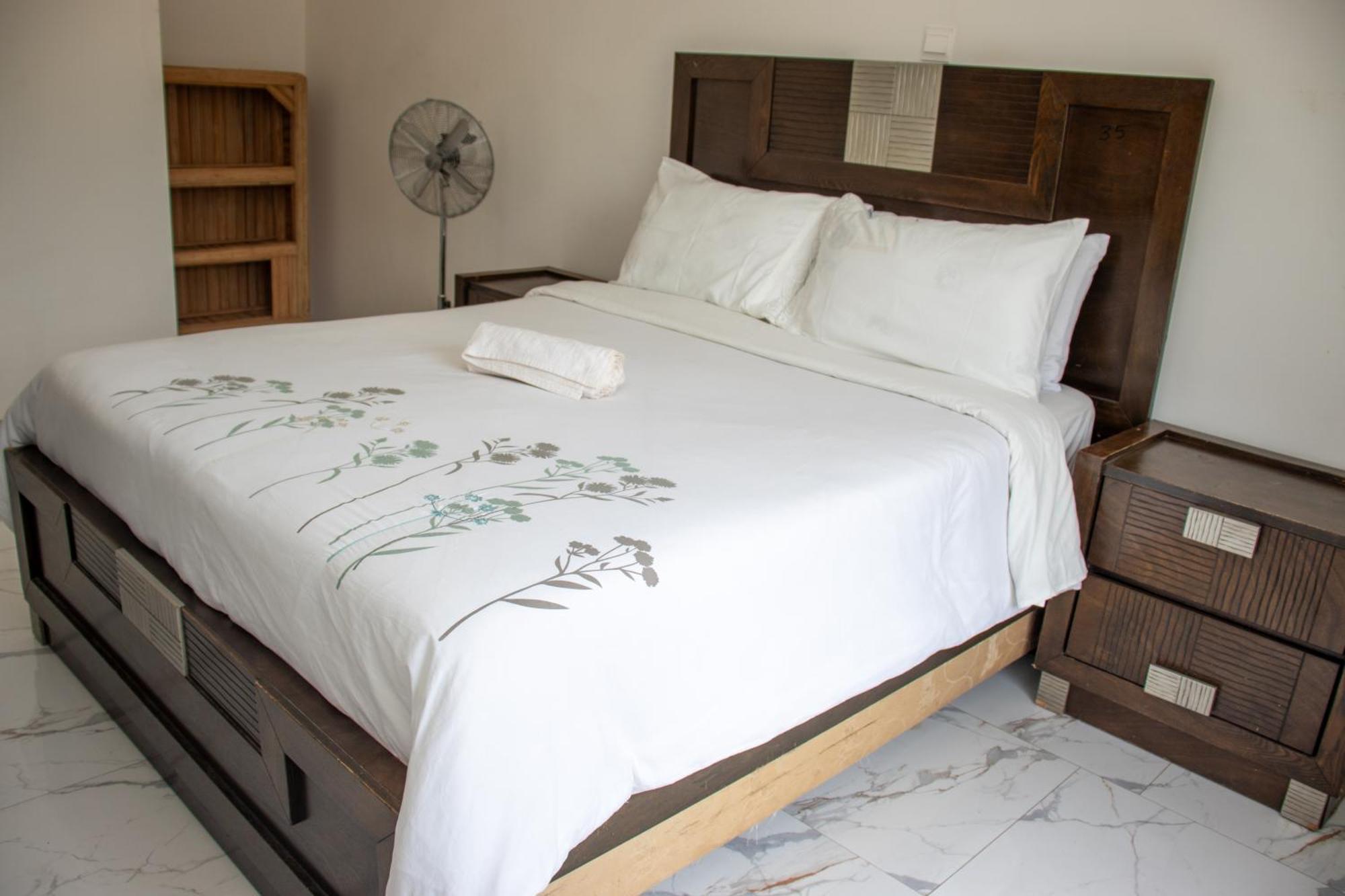 Lowin Suites-One-Bed Apartments Lusaka Ngoại thất bức ảnh